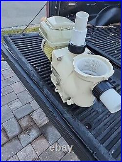 Pentair 342002 SuperFlo VST Variable Speed Pool Pump